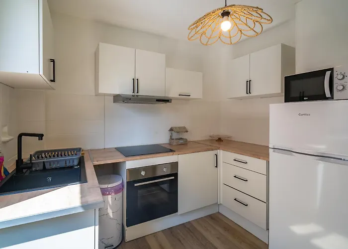 Apartamento Centre 5 Mins à Pieds - Proche Parkings - Lit 160 Cm *